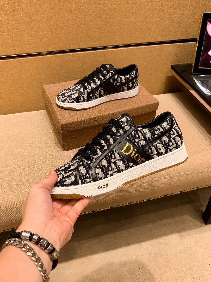 Men's shoes💰 380💰👍[Dior]🔝High-end brand of men's shoes official website 1:1 latest masterpiece: the upper is made of original Italian official website special technical cloth fabric with original comfortable and breathable lining➕original designated non-slip outsole🔥making walking more convenient and comfortable! An exclusive new model, a stunning work, a beautiful 1:1 replica [color] compared to the official quality! Create a fashionable personality to set off your uniqueness! A must-have for trendy men! 🔥, sizes: 38-44. color:.    3⃣️colors available🔥